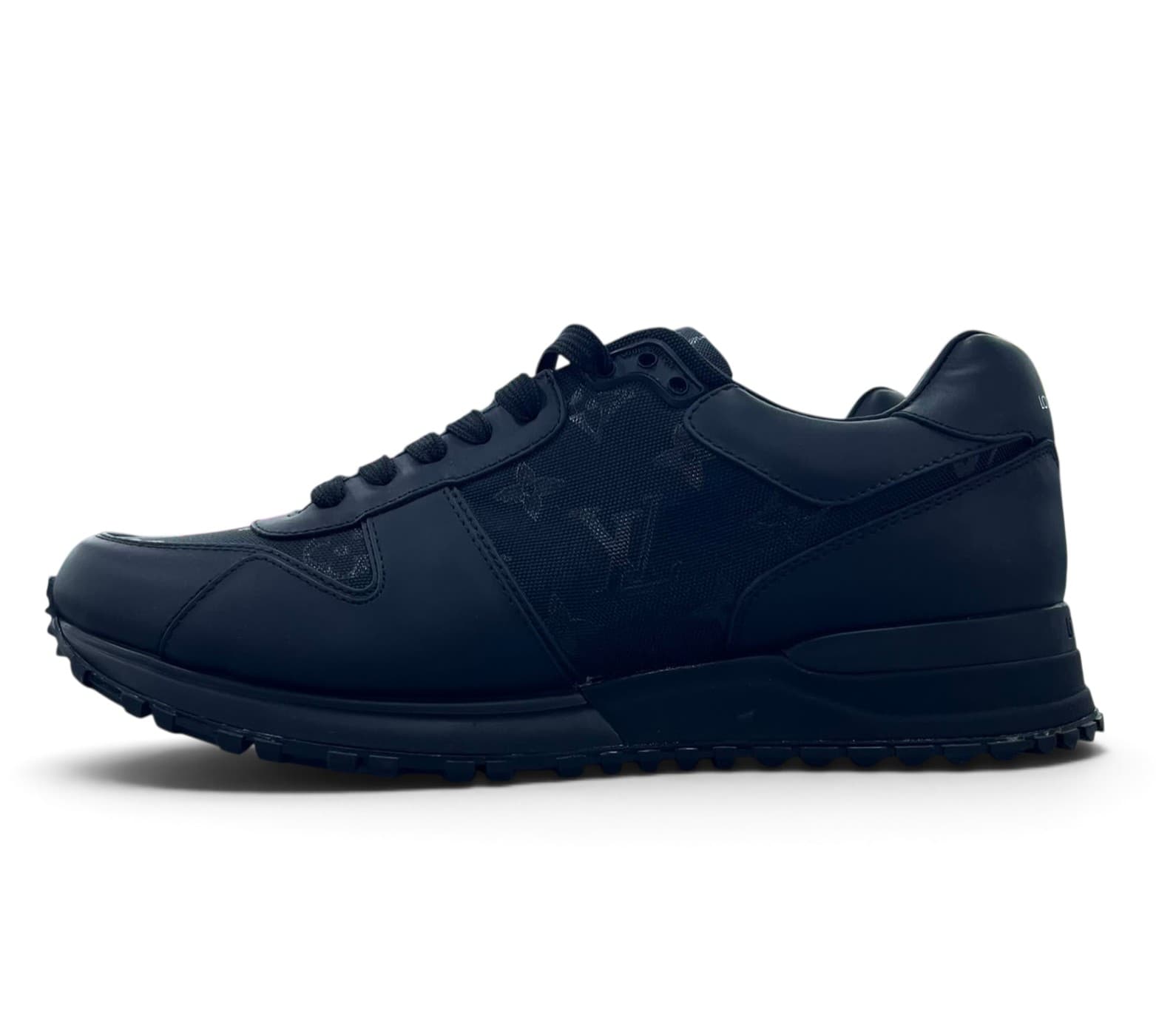 Basket LV SNAKERS GS NOIR 42